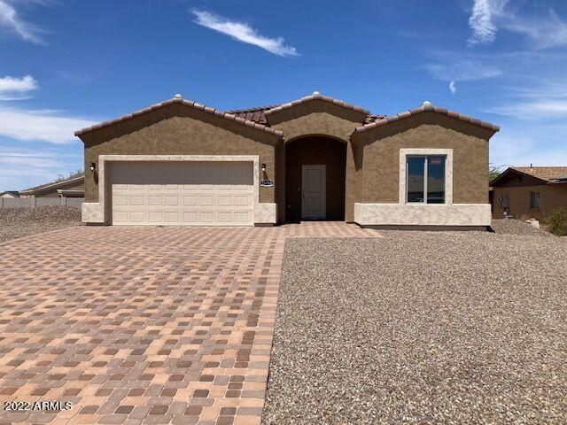 15714 S Saxon Rd., Arizona City, AZ 85123