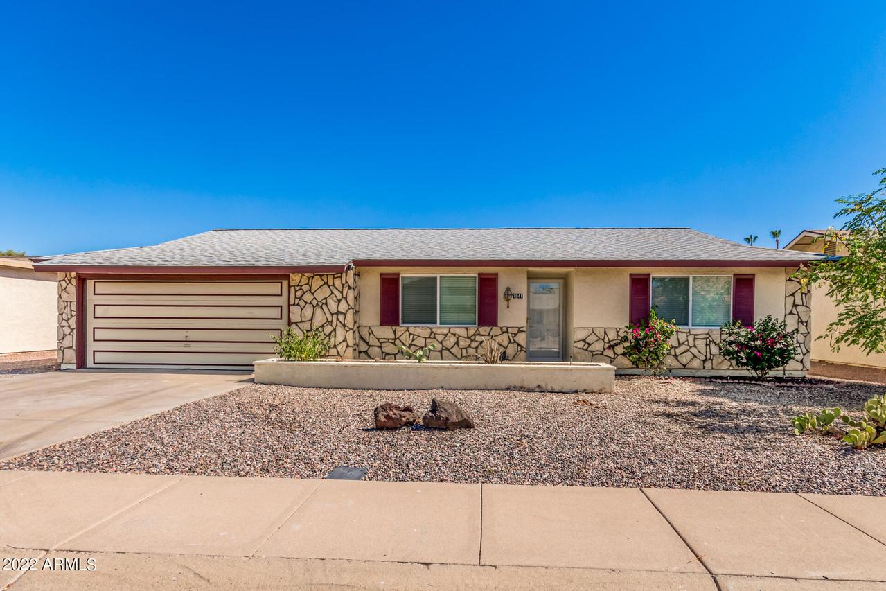 1041 Leisure World, Mesa, AZ 85206