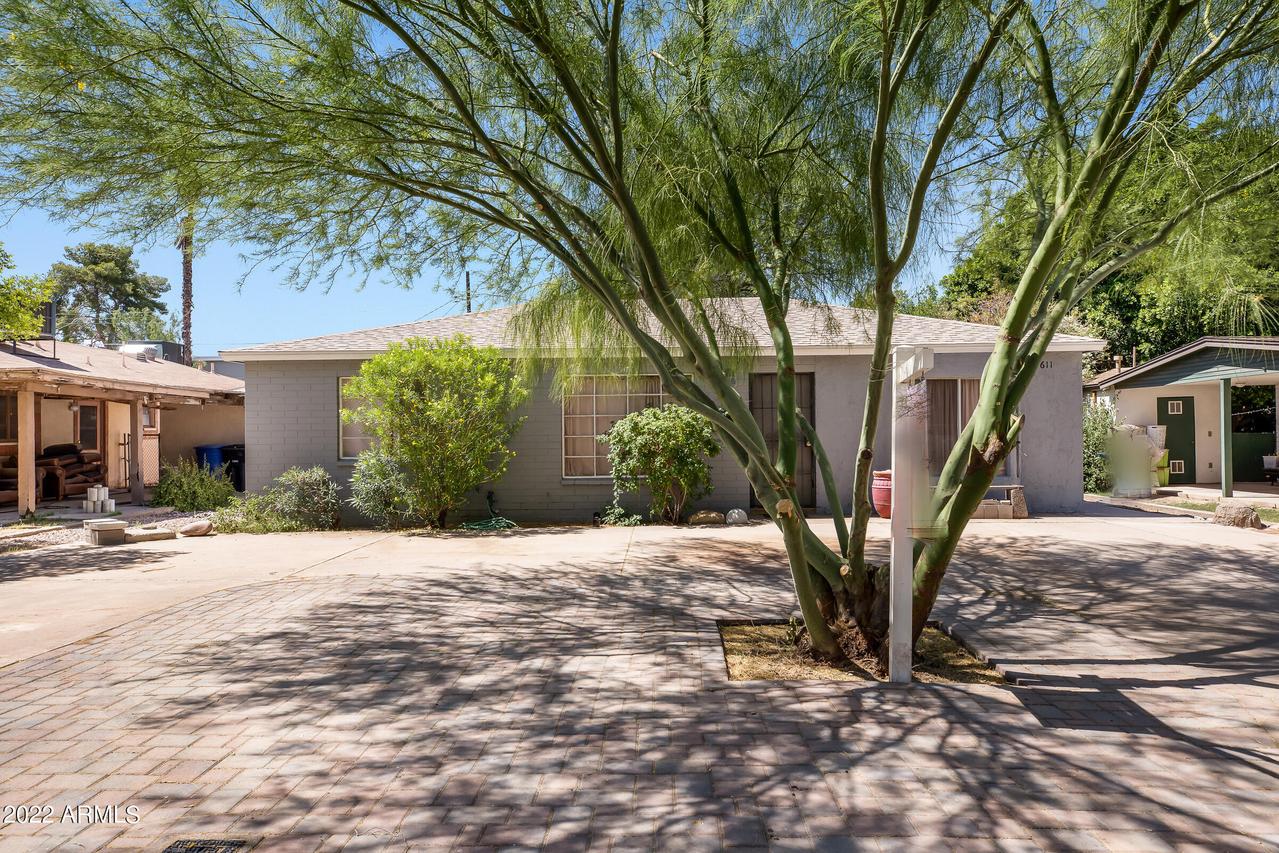 611 W Howe St., Tempe, AZ 85281