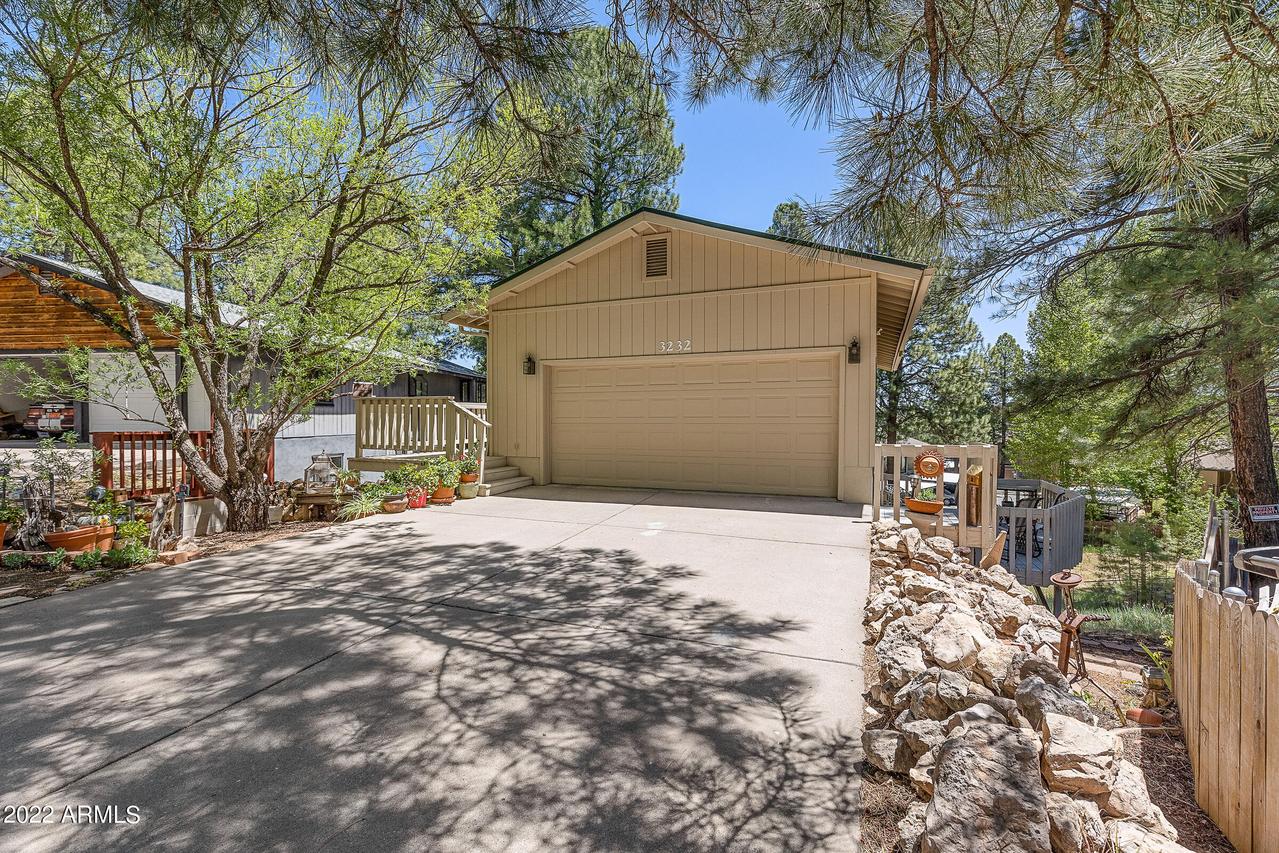 3232 S Mehrhoff Pl., Flagstaff, AZ 86005