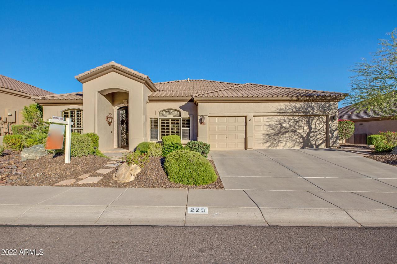 229 W Mountain Sky Ave., Phoenix, AZ 85045