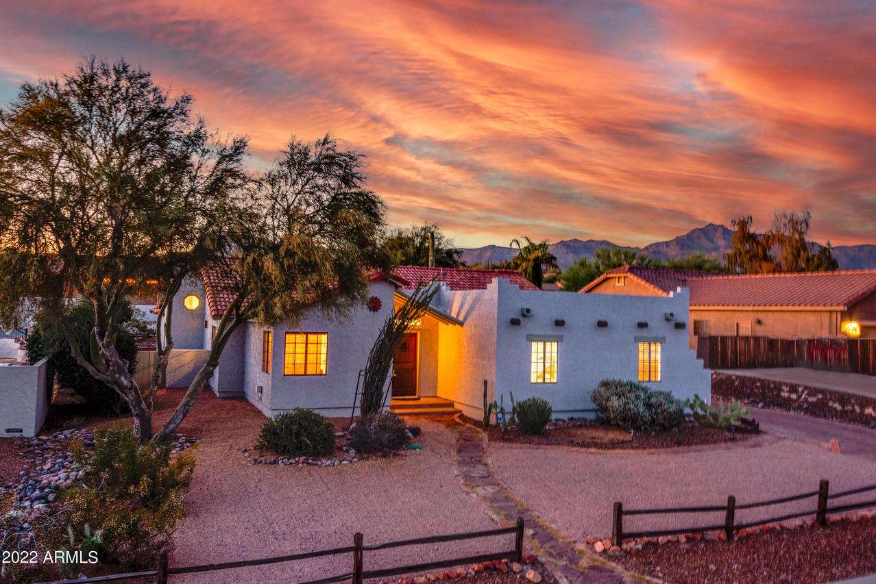 9290 E Mogollon Tr., Gold Canyon, AZ 85118