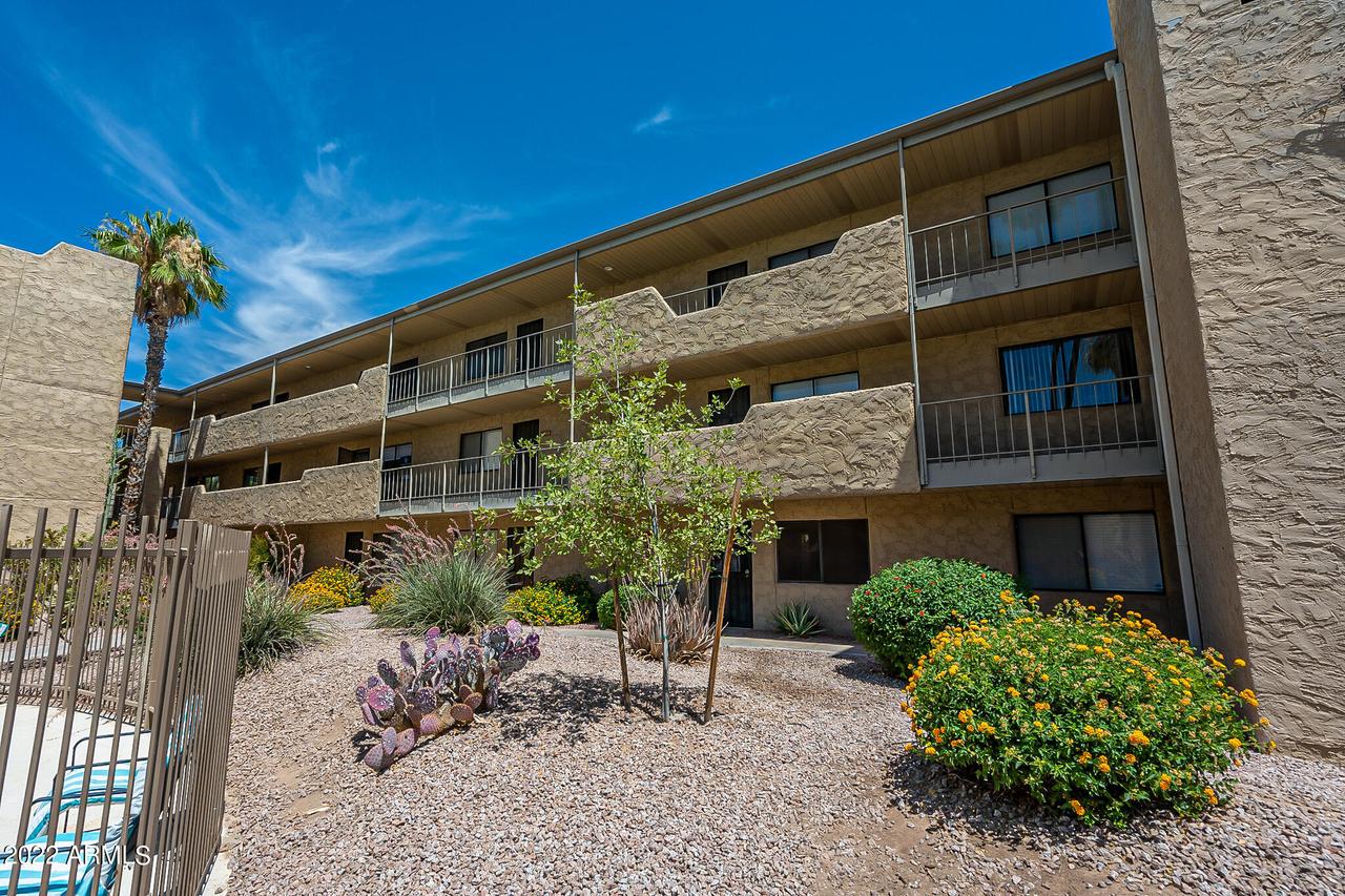 4950 N Miller Rd. #240, Scottsdale, AZ 85251