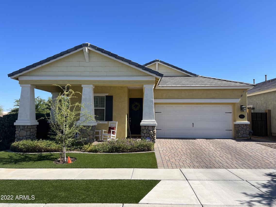 10414 E Natal Ave., Mesa, AZ 85209
