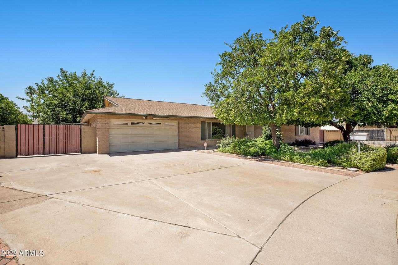 7624 N 34th Ave., Phoenix, AZ 85051