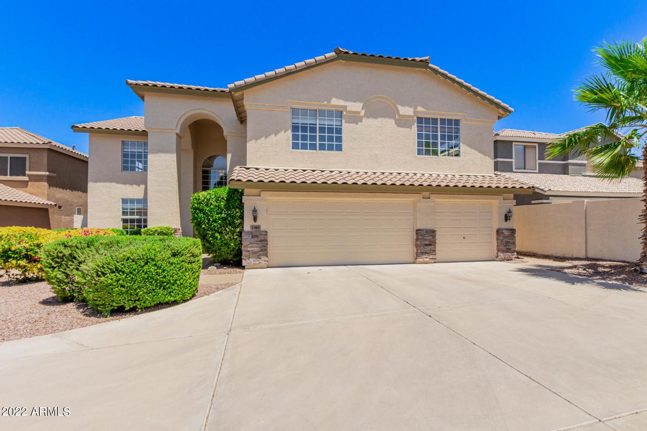 1385 S Honeysuckle Ct., Gilbert, AZ 85296