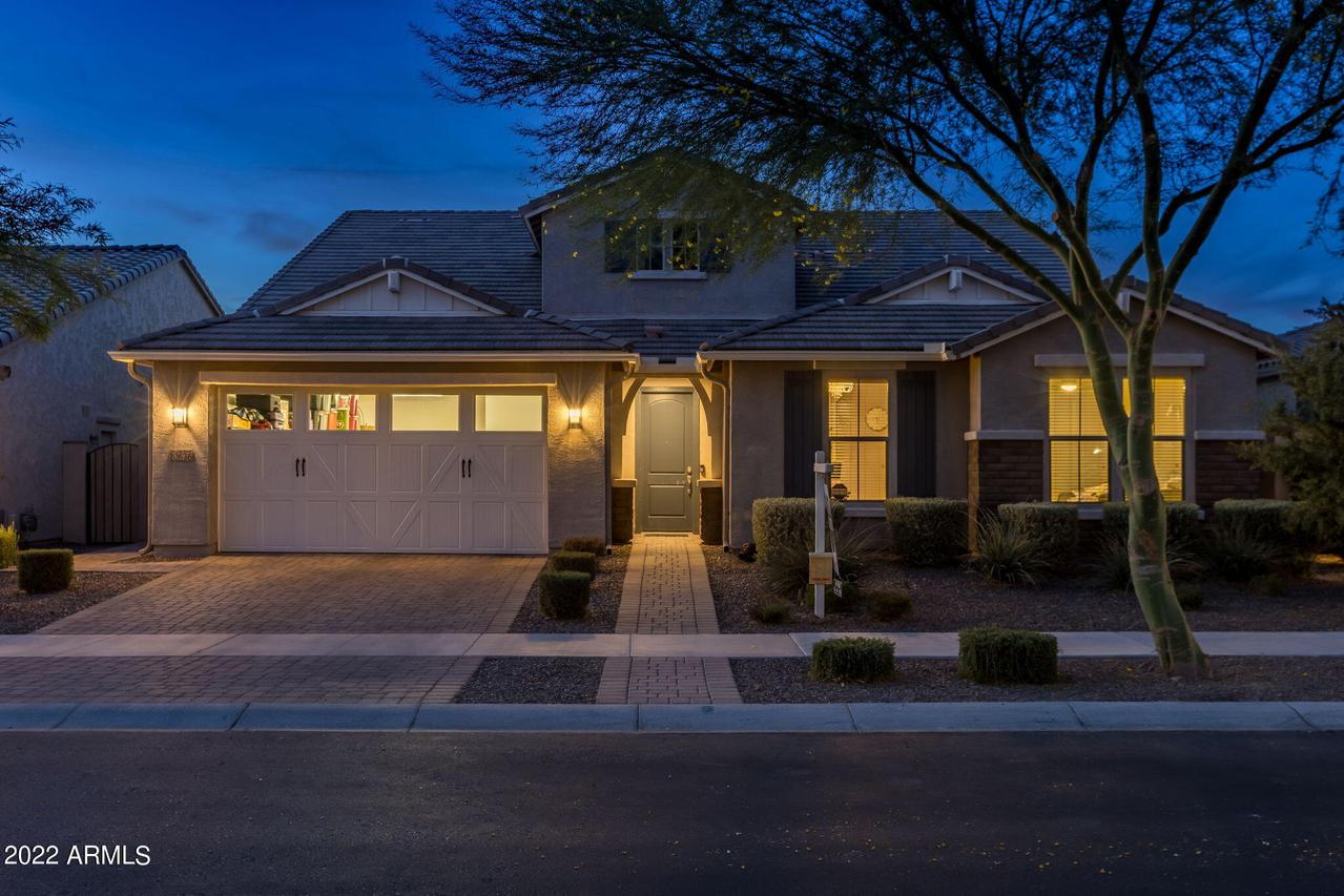 10636 E Sheffield Dr., Mesa, AZ 85212