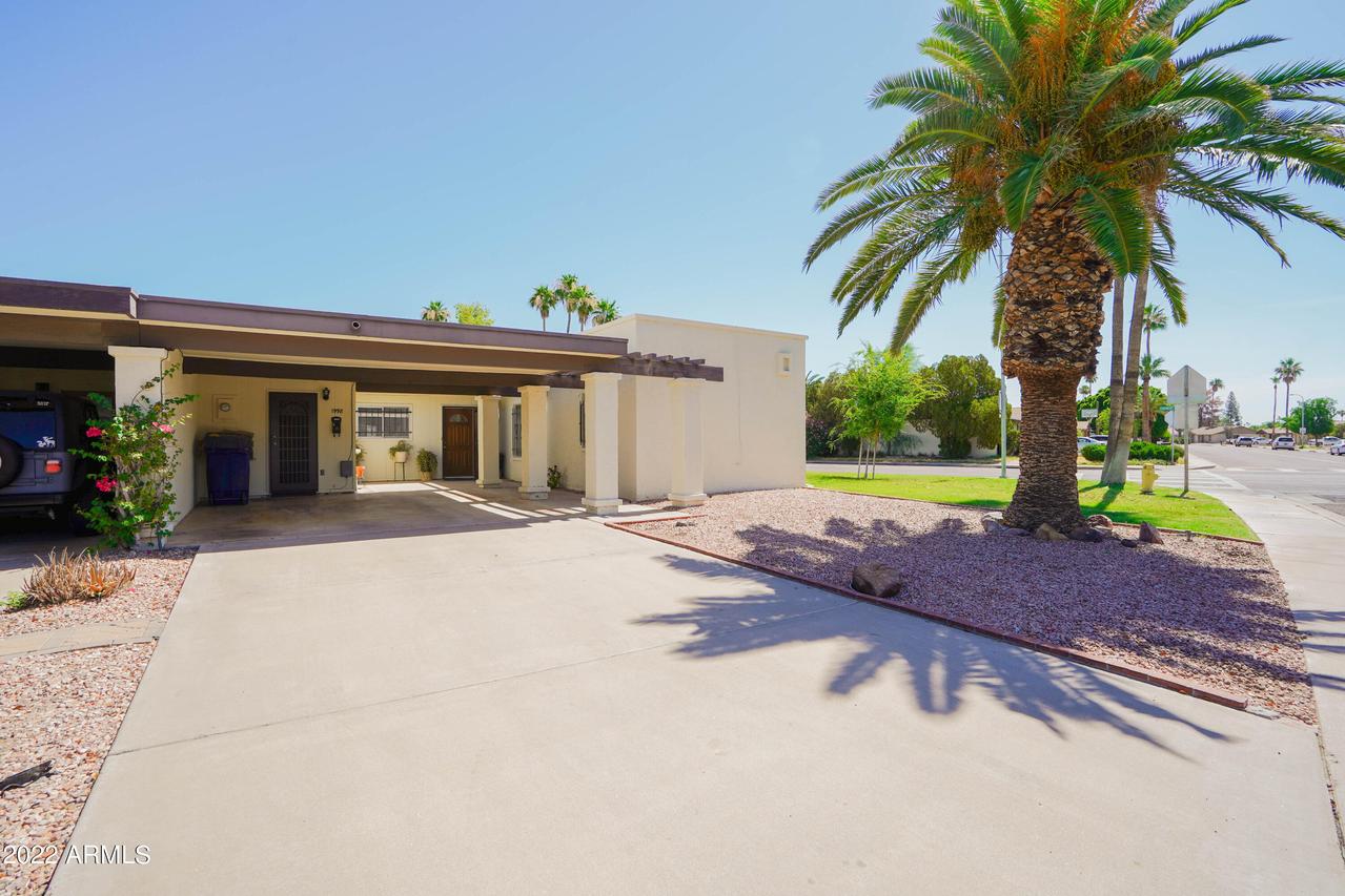 1998 E Oxford Dr., Tempe, AZ 85283