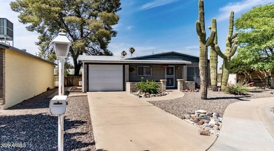 2214 E Linda Ct., Phoenix, AZ 85022