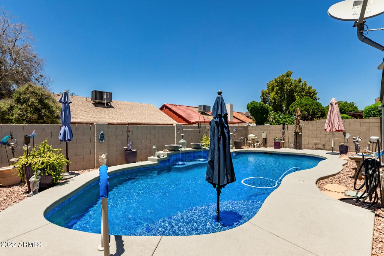10314 N 65th Dr., Glendale, AZ 85302