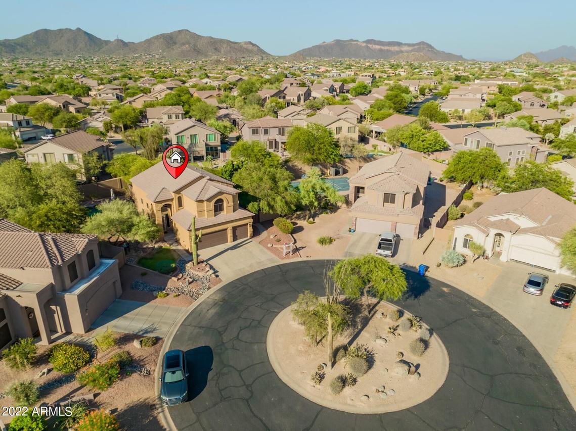 2927 N Rowen Cir., Mesa, AZ 85207