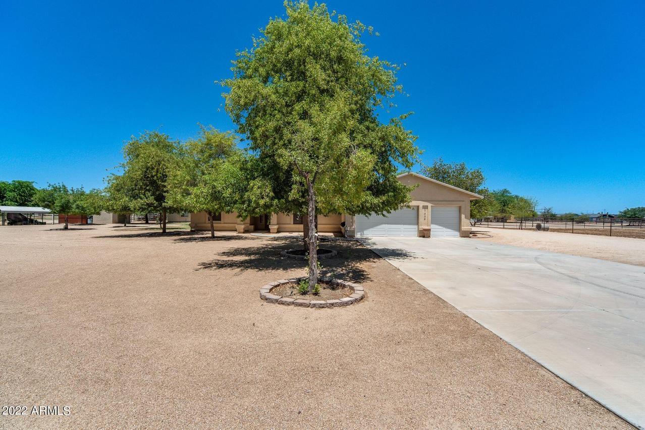 17332 W Cochise Dr., Waddell, AZ 85355