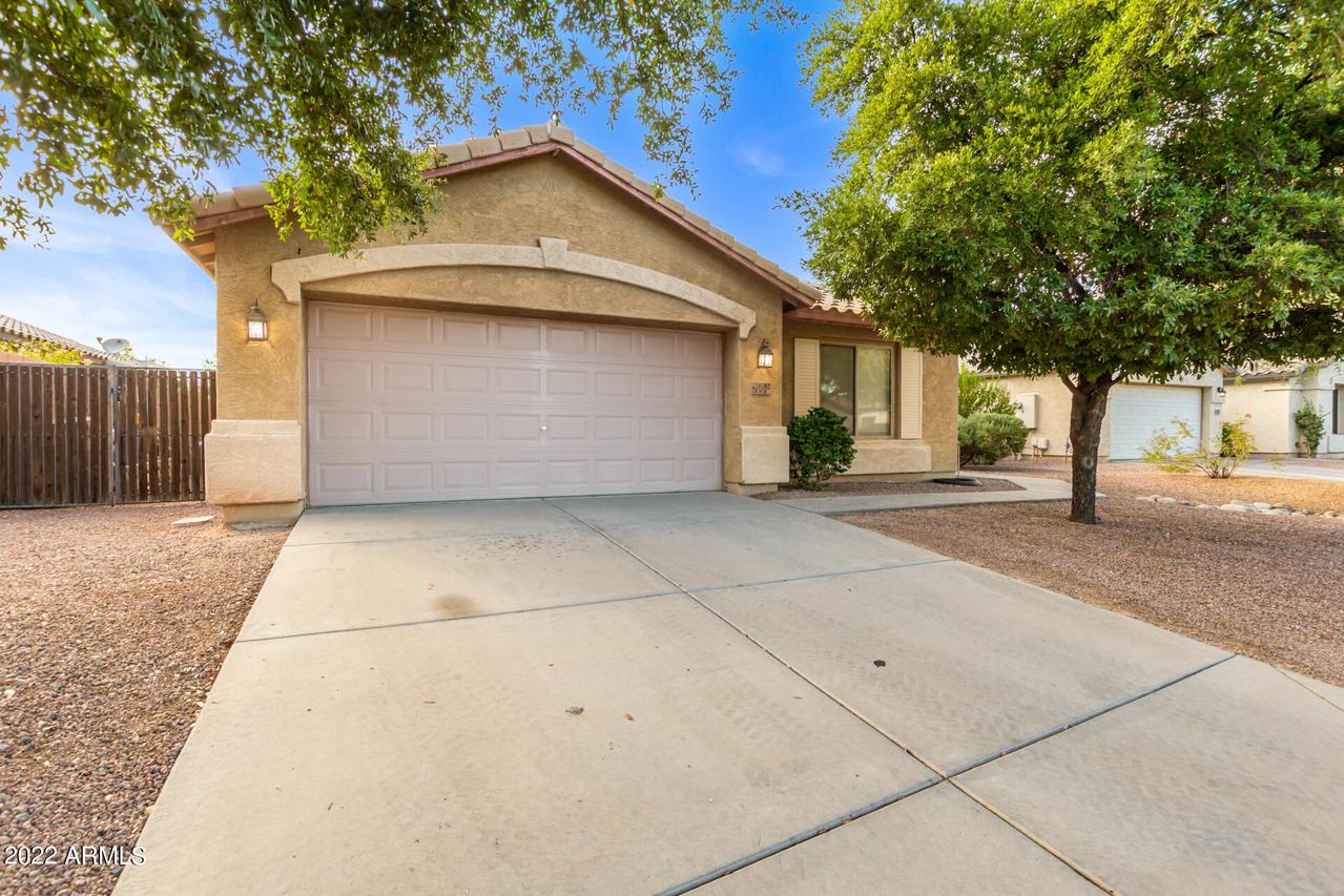 10202 E Juanita Ave., Mesa, AZ 85209