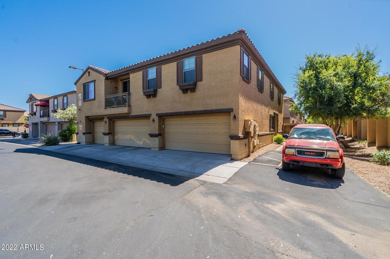 1409 N 81st Ln., Phoenix, AZ 85043
