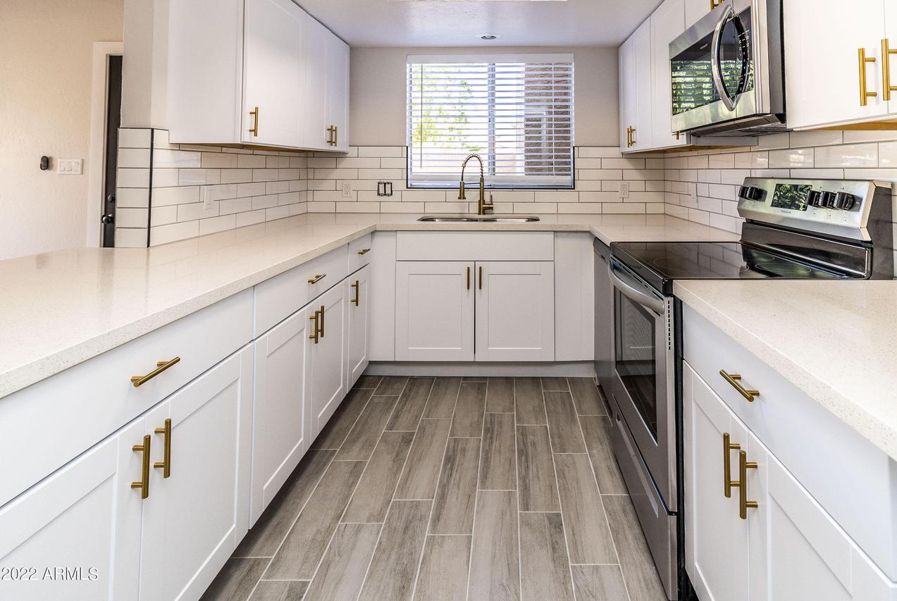 4215 W Aries Dr., Phoenix, AZ 85053