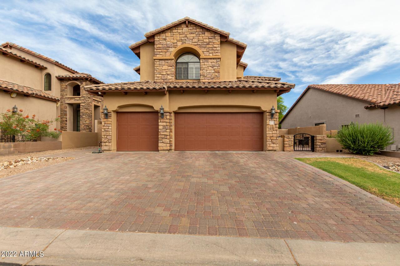 6857 E Portia St., Mesa, AZ 85207