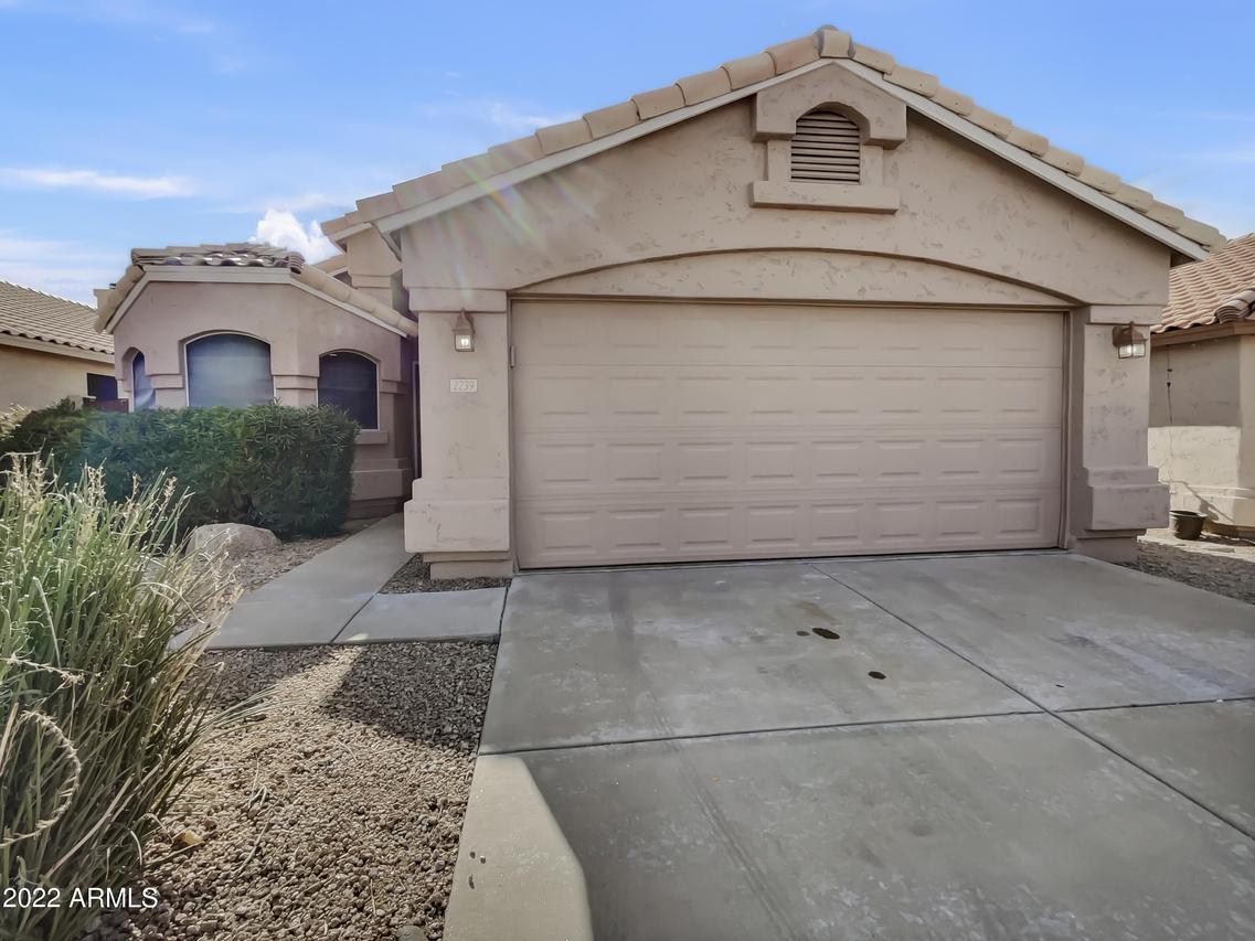 2239 E Robin Ln., Phoenix, AZ 85024