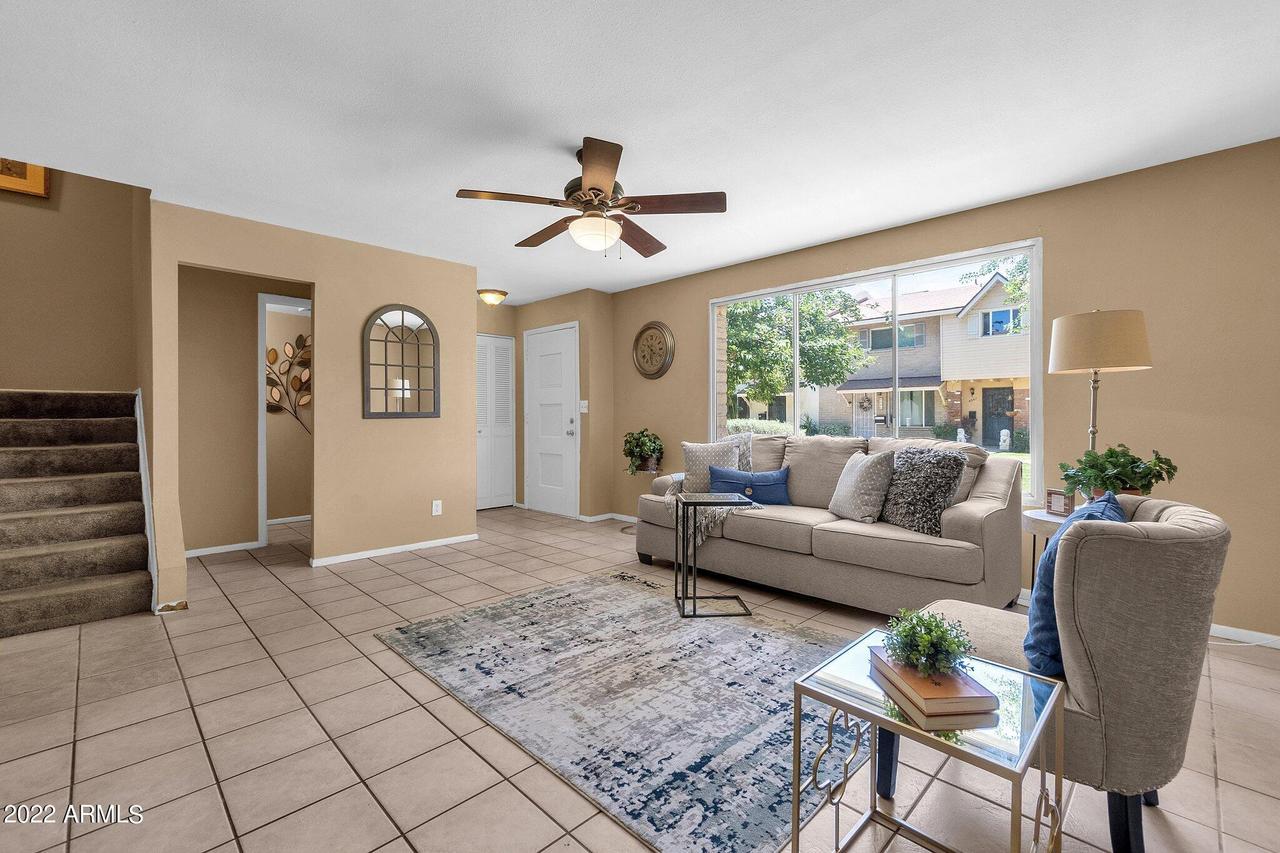 1621 W Hazelwood St., Phoenix, AZ 85015