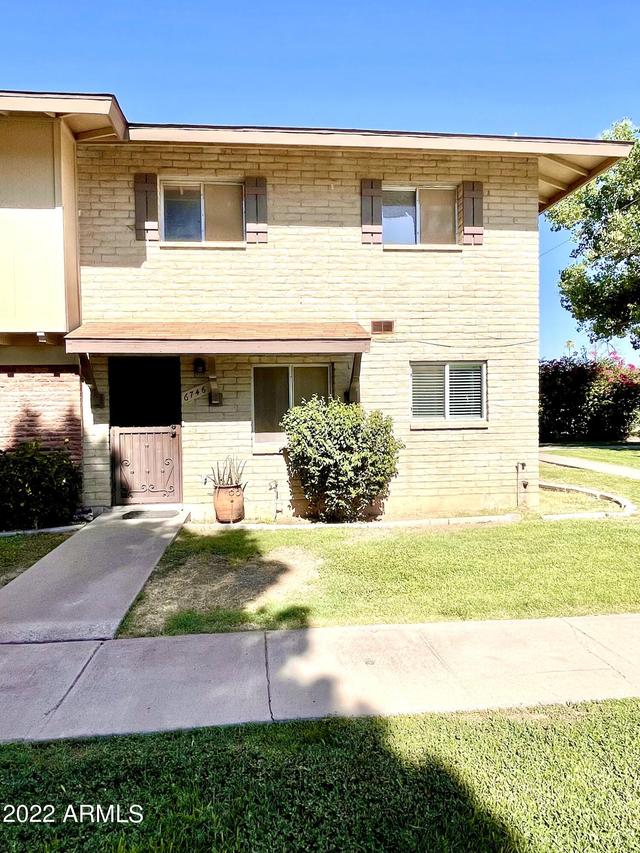 6746 N 43rd Ave., Glendale, AZ 85301