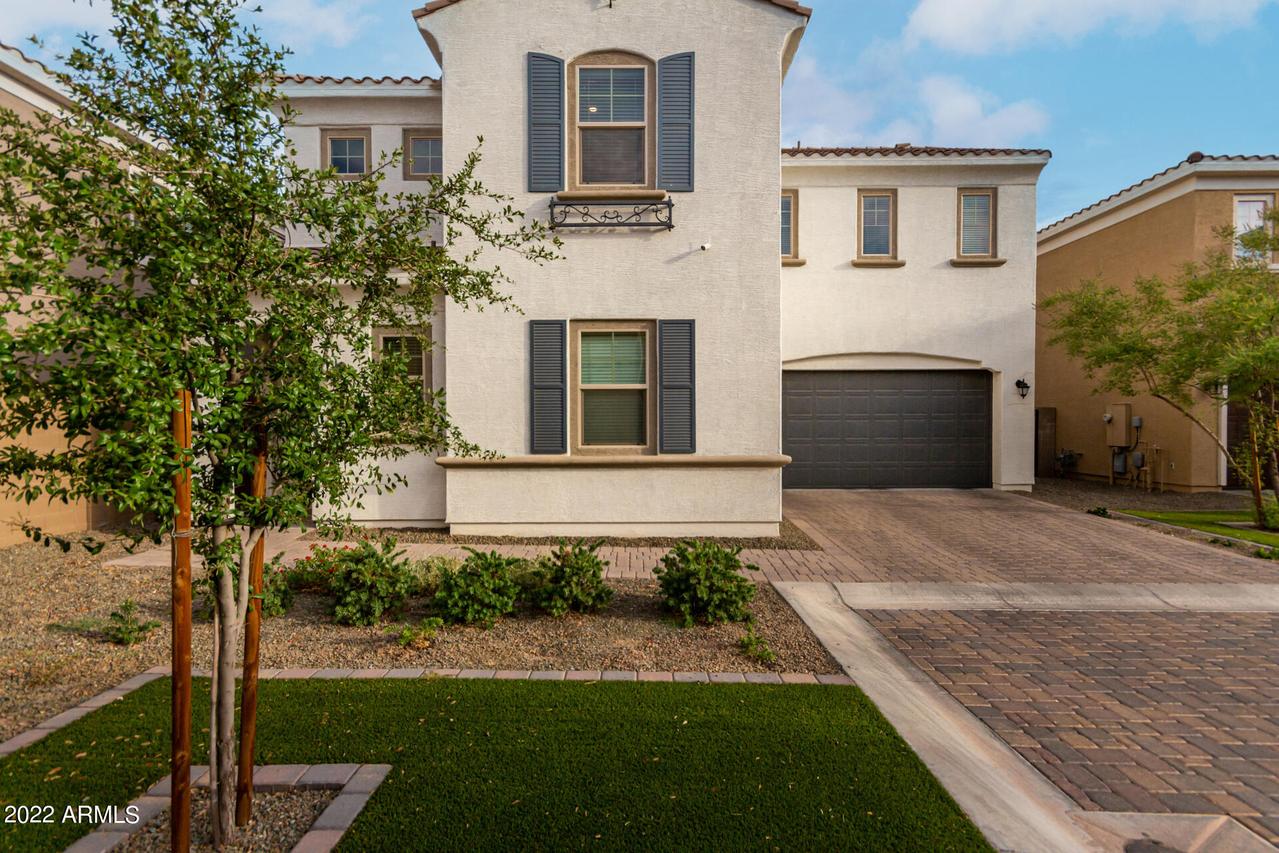 17237 N 9th Pl., Phoenix, AZ 85022