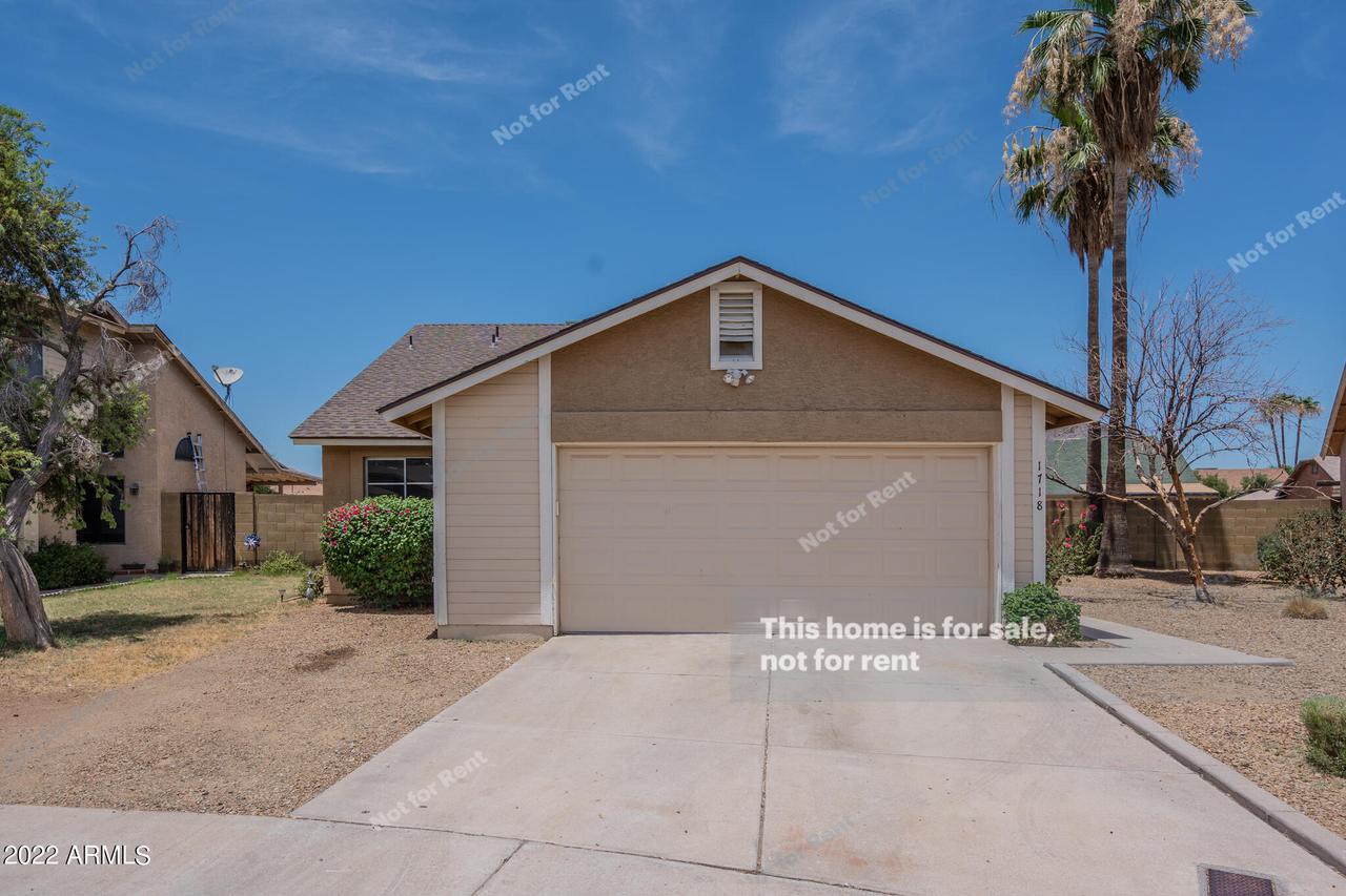 1718 E Greenway Cir., Phoenix, AZ 85042