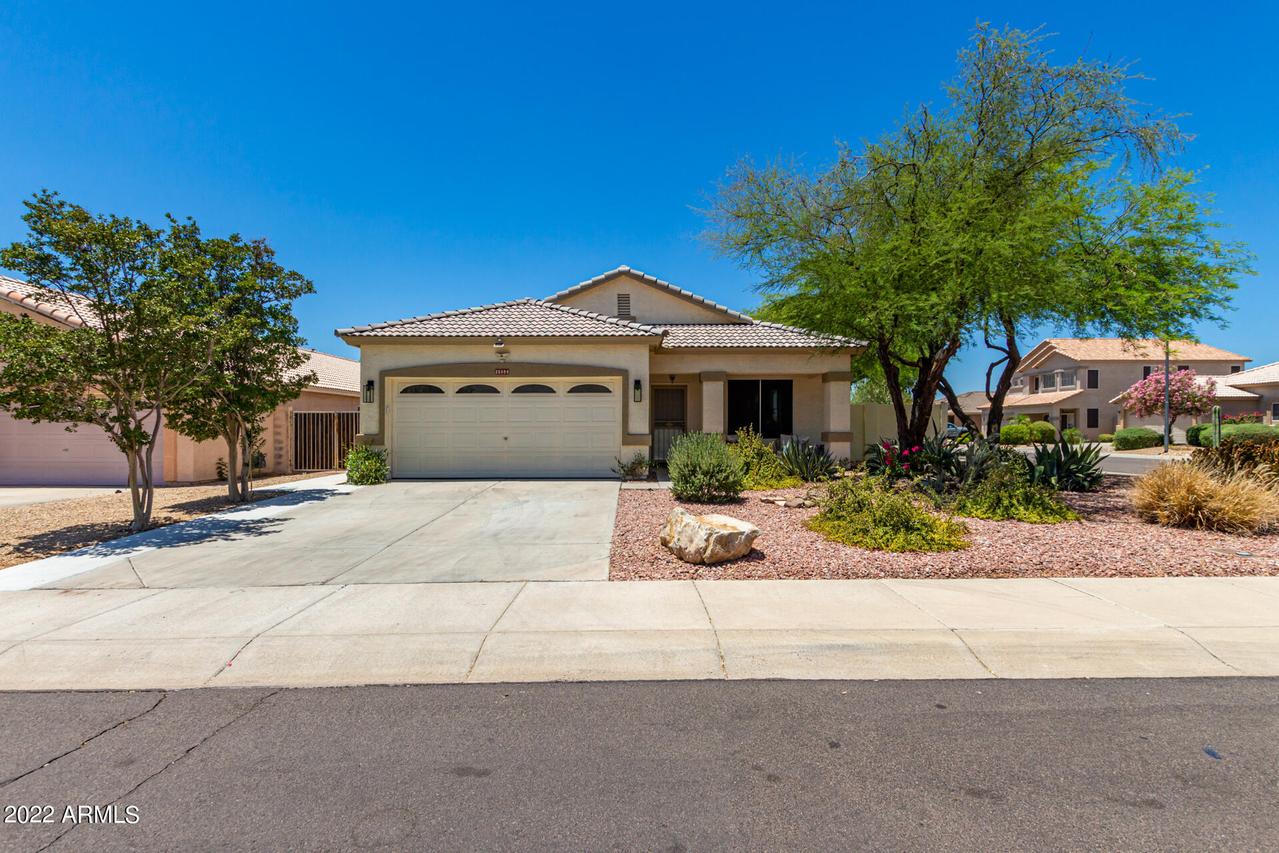 25084 N 68th Ave., Peoria, AZ 85383