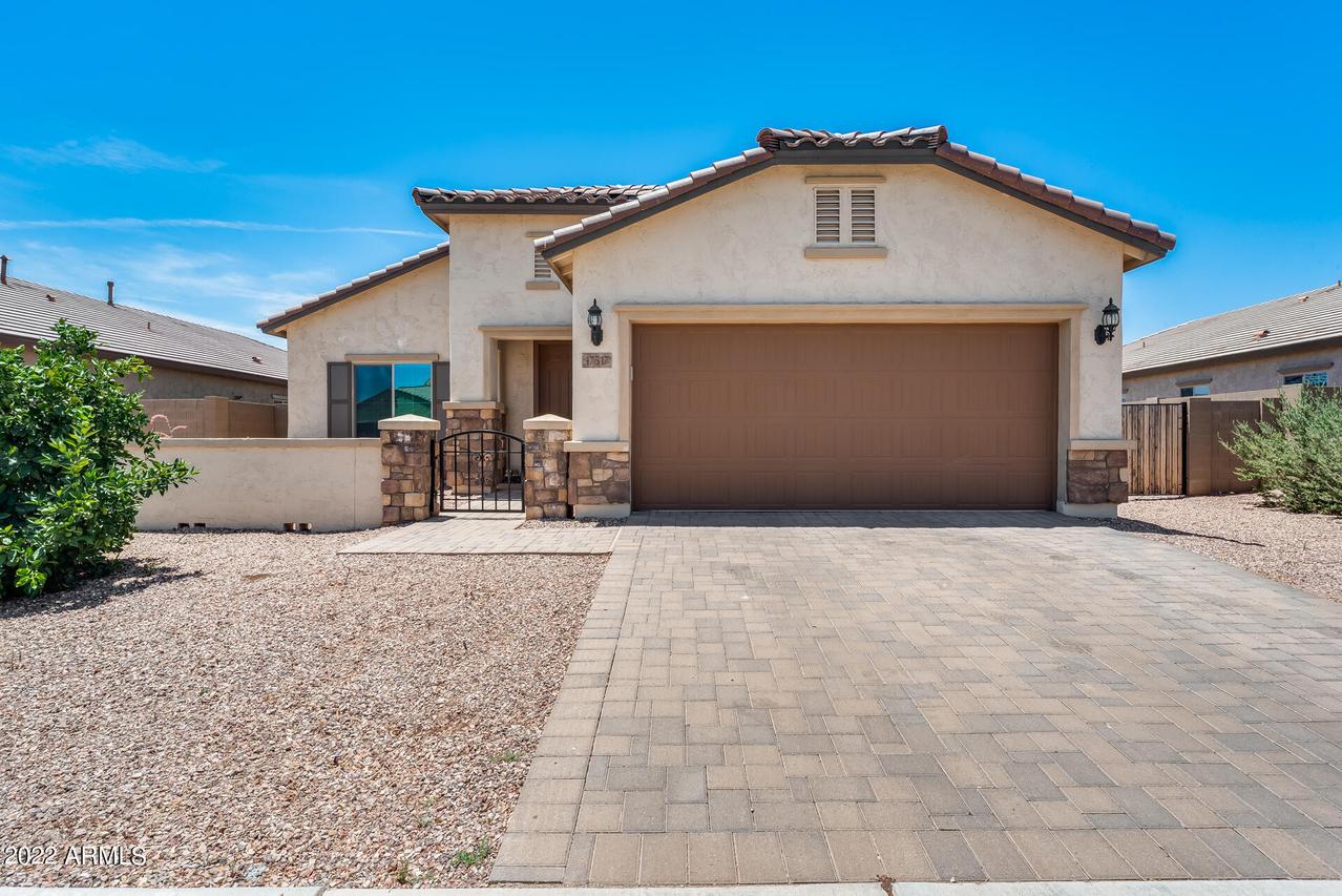 17517 W Bent Tree Dr., Surprise, AZ 85387