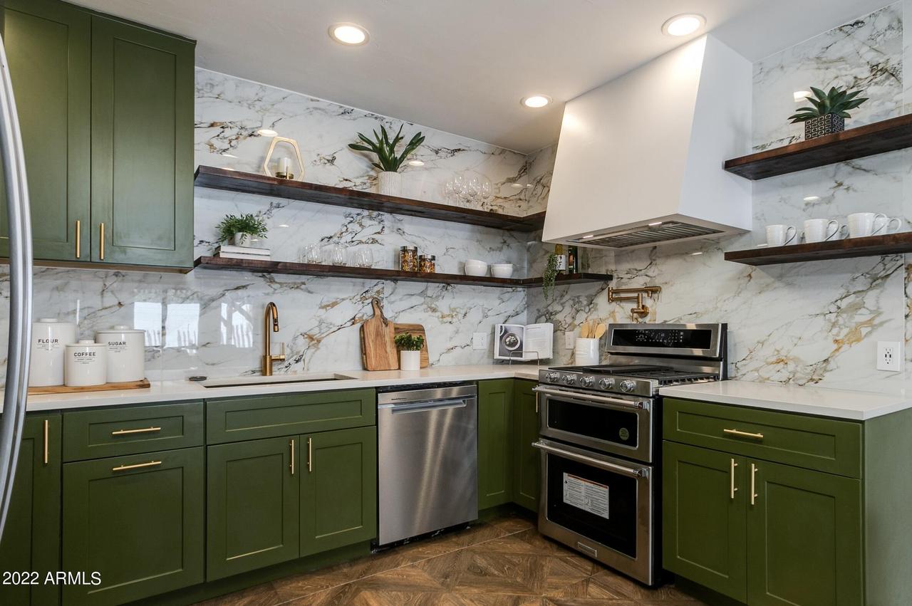 2452 E Whitton Ave., Phoenix, AZ 85016