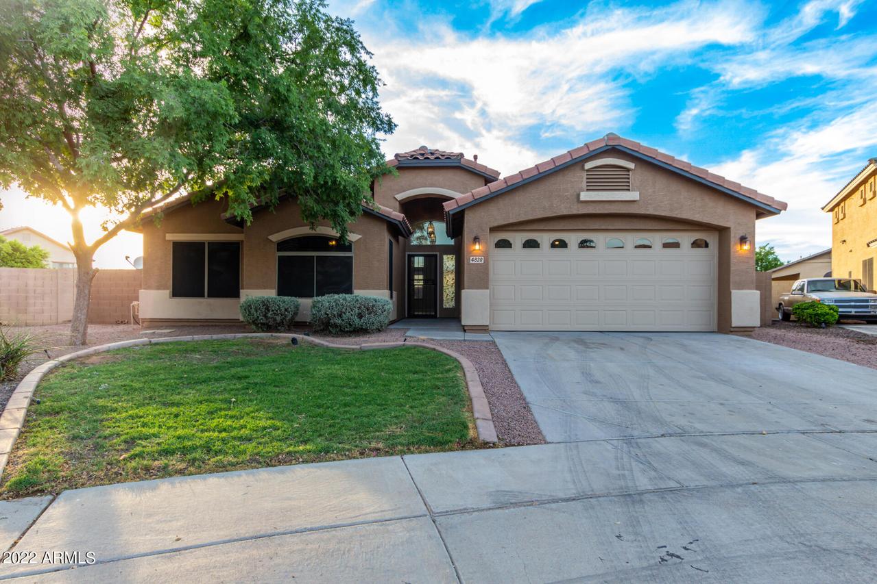 4820 W Desert Ln., Laveen, AZ 85339