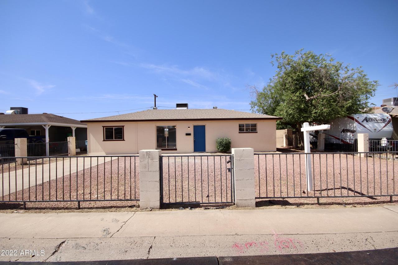 2716 W Royal Palm Rd., Phoenix, AZ 85051