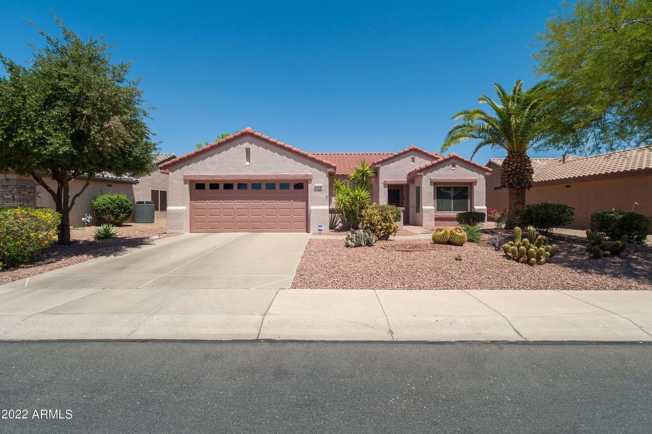 16286 W Mountain Pass Dr., Surprise, AZ 85374