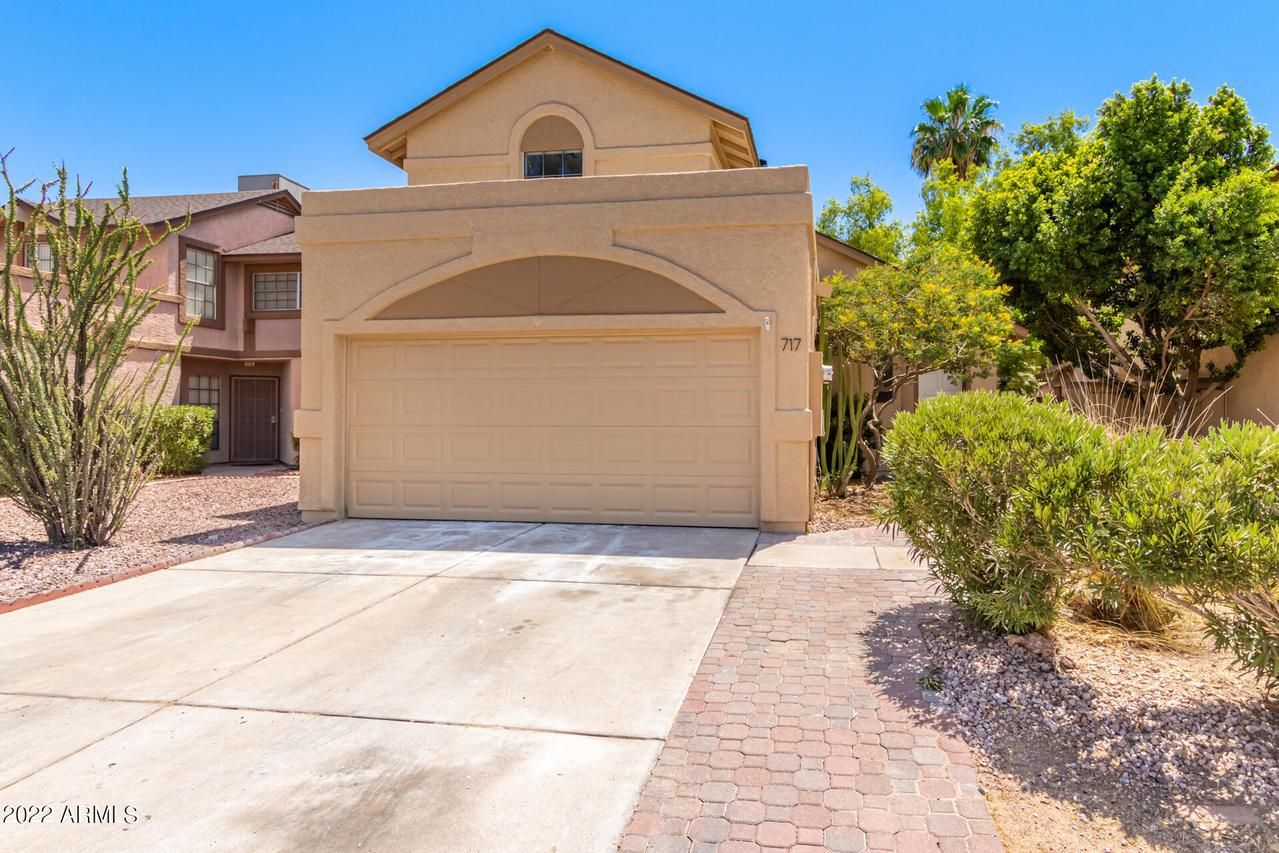 717 N Hazelton Dr., Chandler, AZ 85226