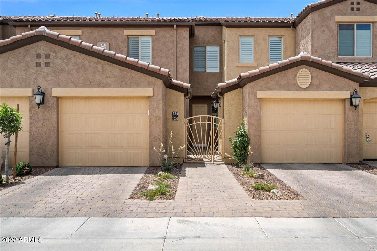 250 W Queen Creek Rd. #124, Chandler, AZ 85248