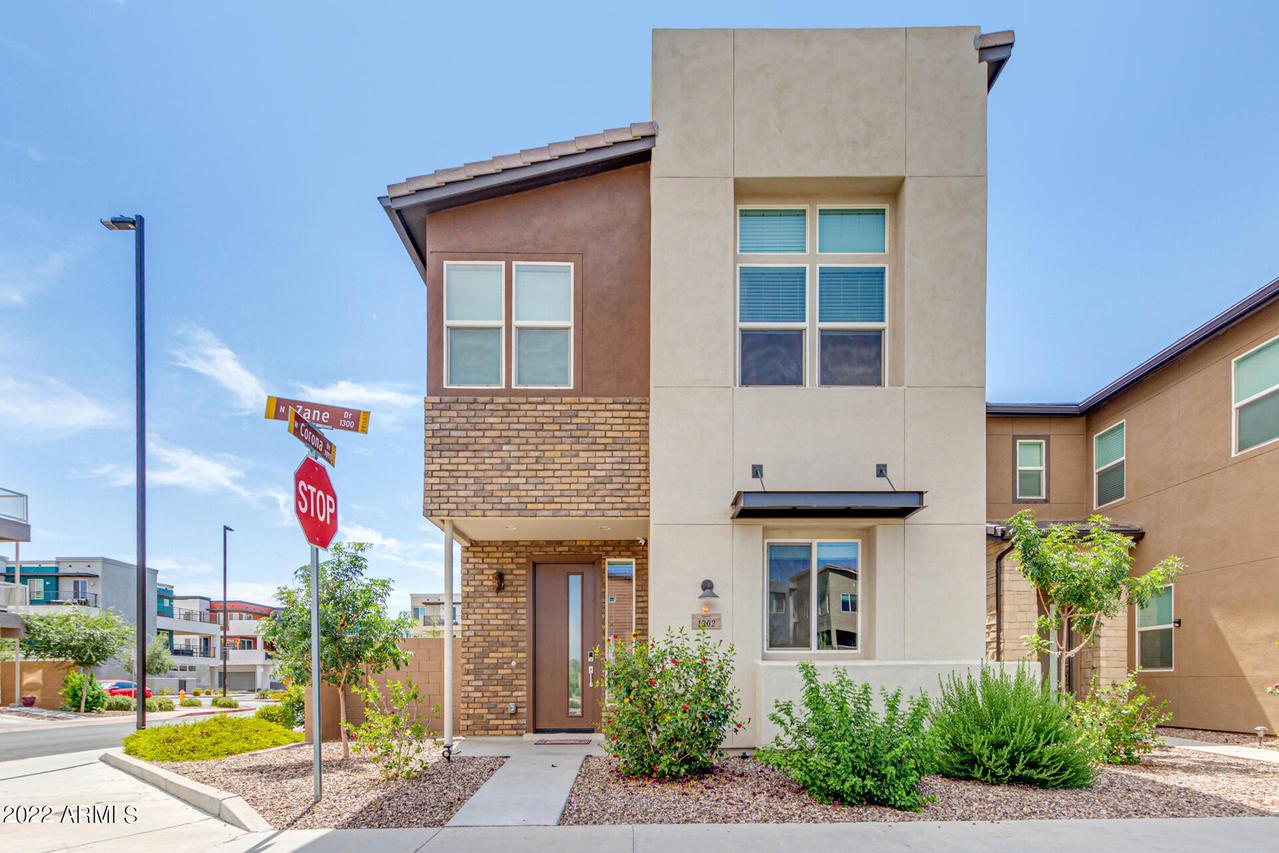 1302 N Zane Dr., Chandler, AZ 85226