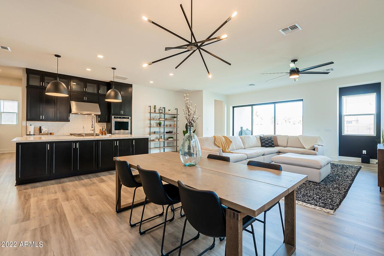5750 S 101st Way, Mesa, AZ 85212