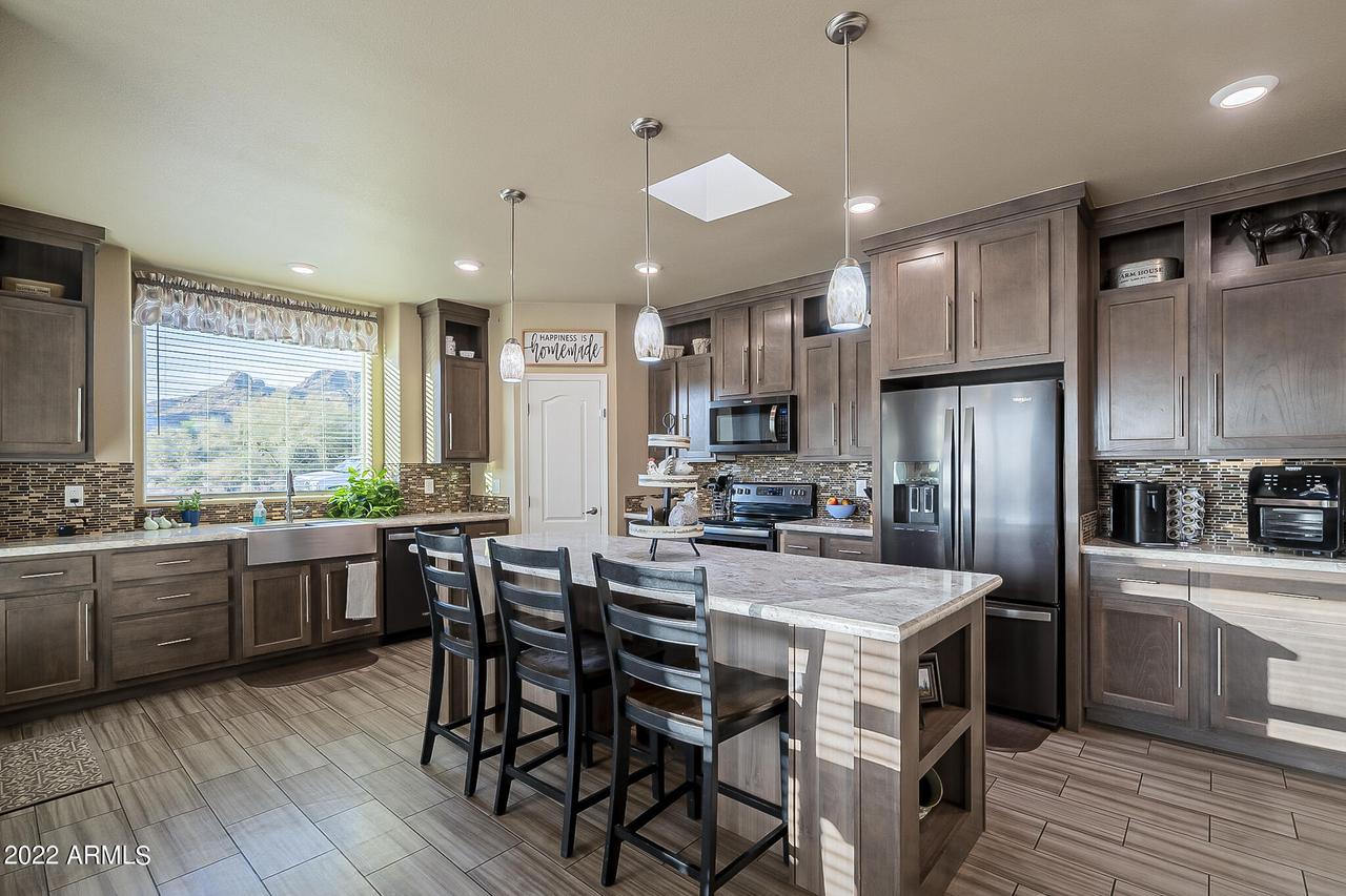 357 W Canyon St., Apache Junction, AZ 85120