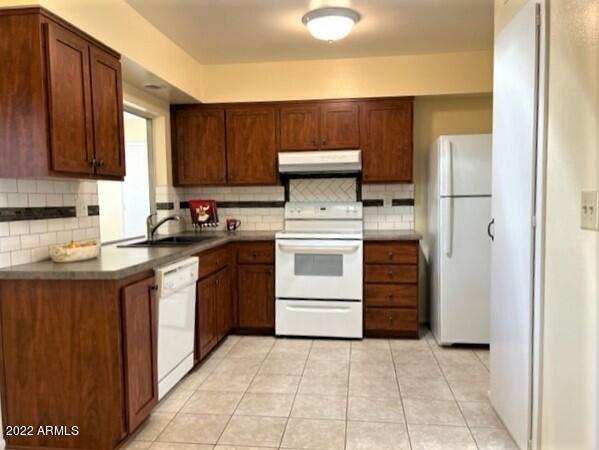 13644 N Silverbell Dr., Sun City, AZ 85351