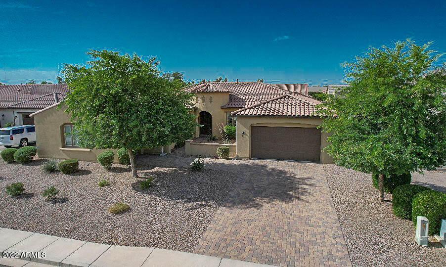 1177 E Via Nicola, San Tan Valley, AZ 85140