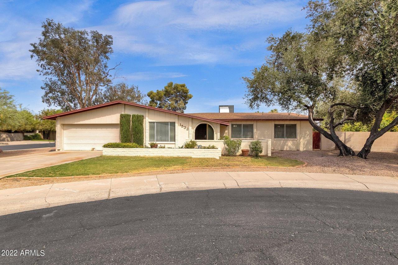 1533 W Milagro Ave., Mesa, AZ 85202