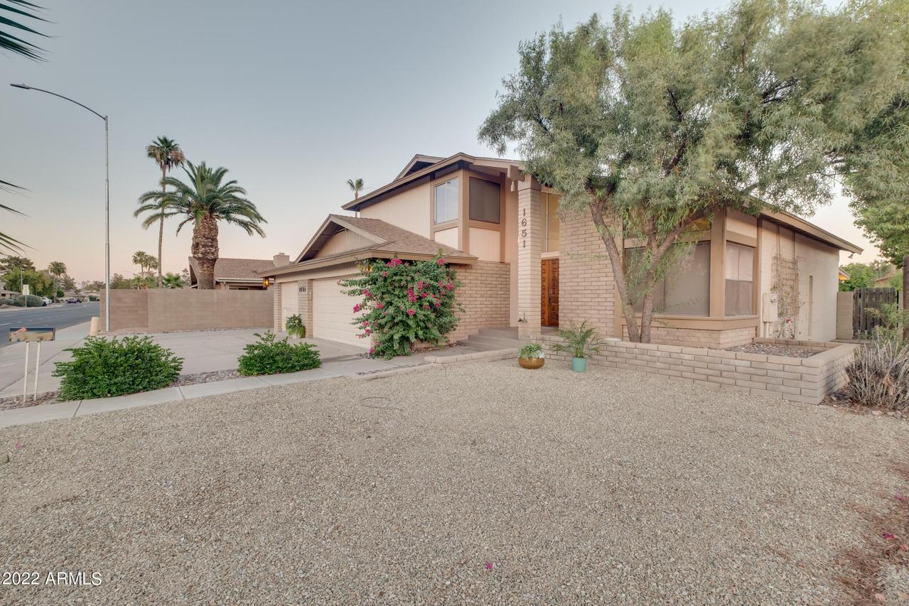 1651 W Lindner Ave., Mesa, AZ 85202
