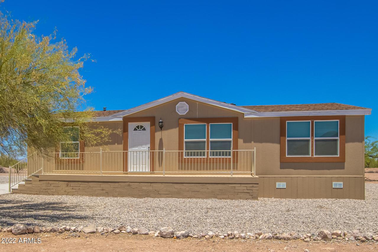2525 N Saddle Ct., Tonopah, AZ 85354