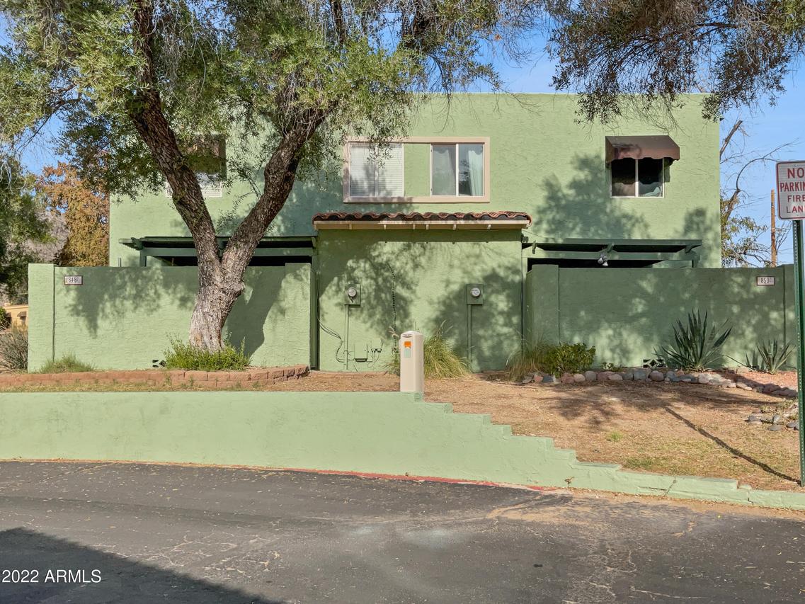 848 E Cochise Dr. #B, Phoenix, AZ 85020