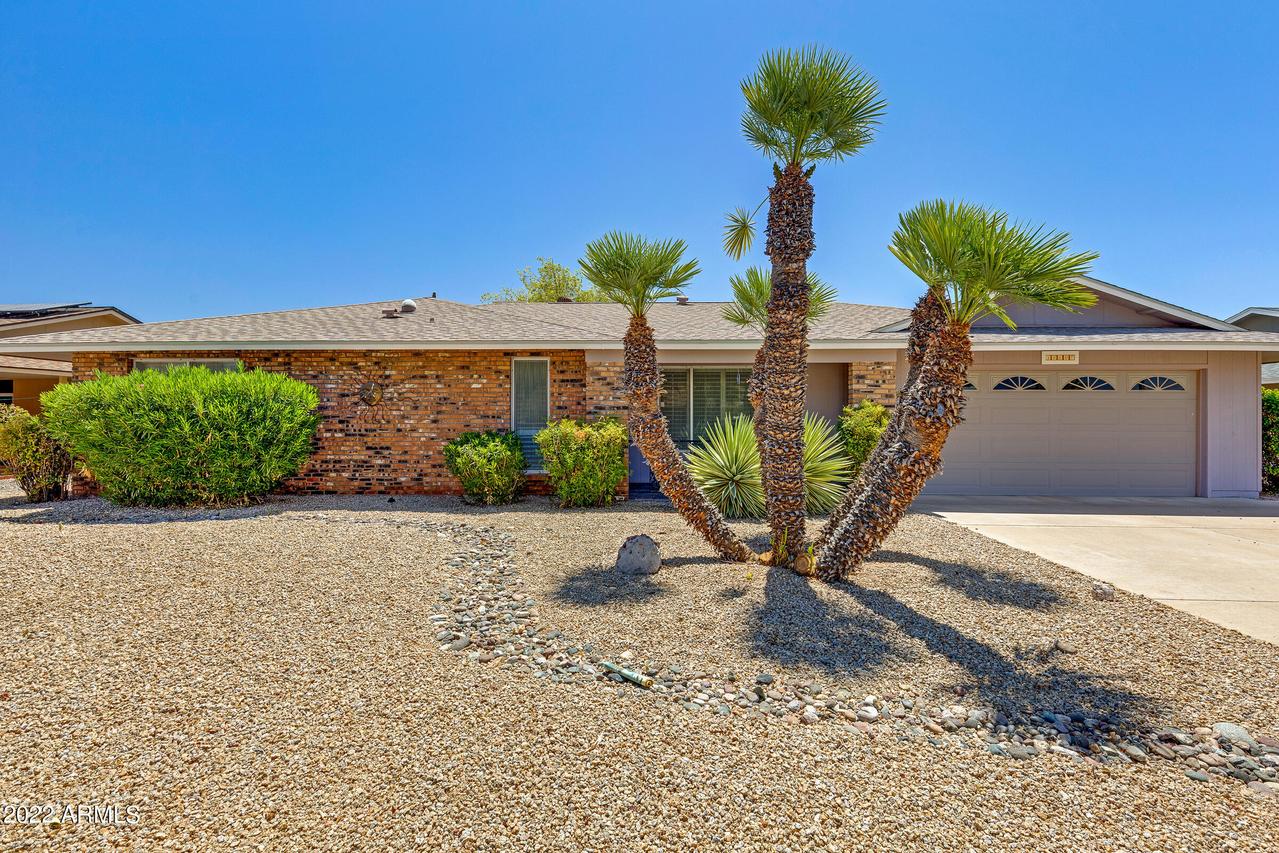 19607 N Signal Butte Cir., Sun City, AZ 85373