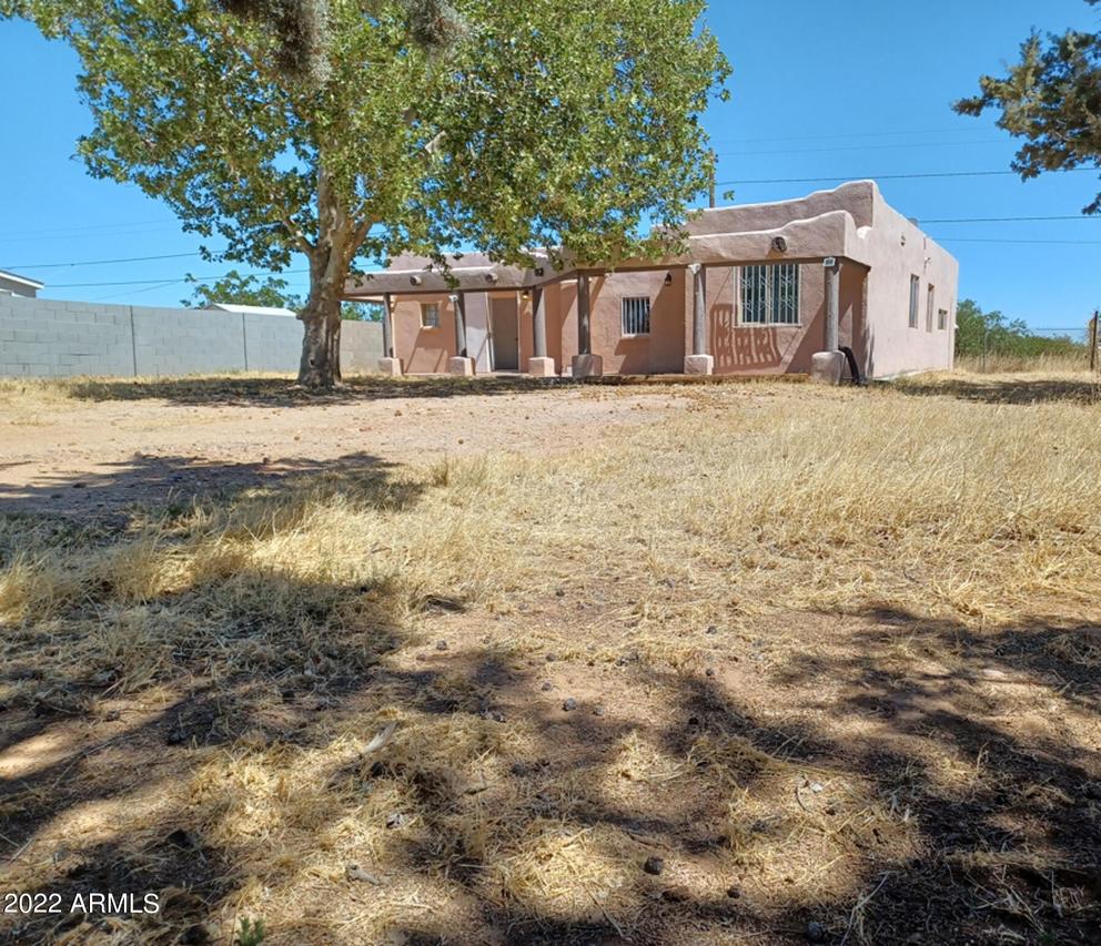 9485 E Kedron Dr., Hereford, AZ 85615