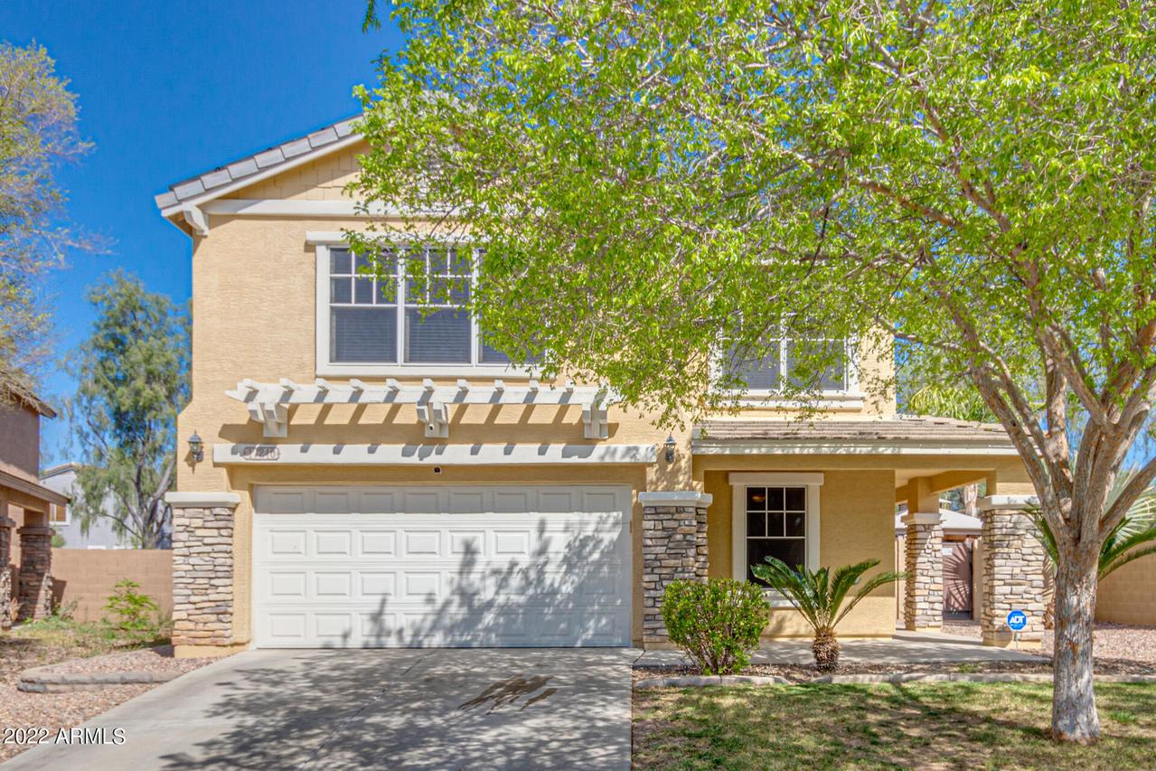 17240 W Post Dr., Surprise, AZ 85388