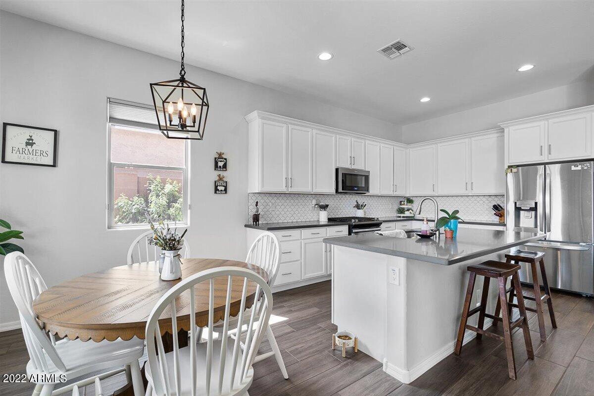 20483 W Park Meadows Dr., Buckeye, AZ 85396