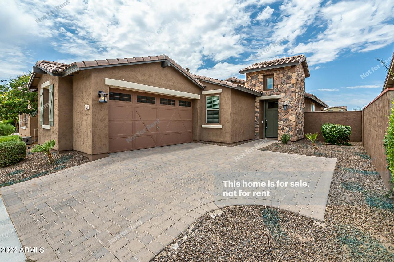 10232 E Tamery Ave., Mesa, AZ 85212