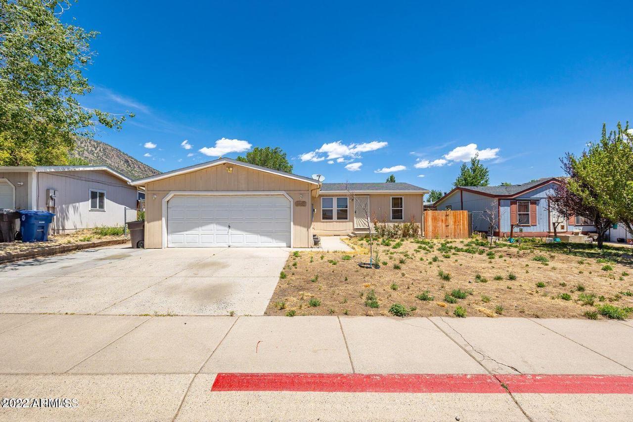 4890 E Bullwinkle Dr., Flagstaff, AZ 86004