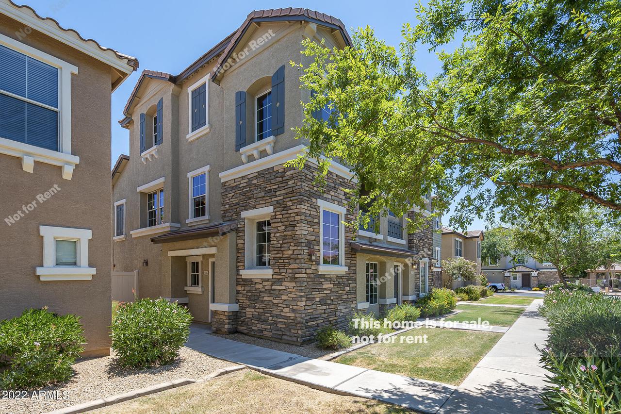 936 W Aspen Way, Gilbert, AZ 85233