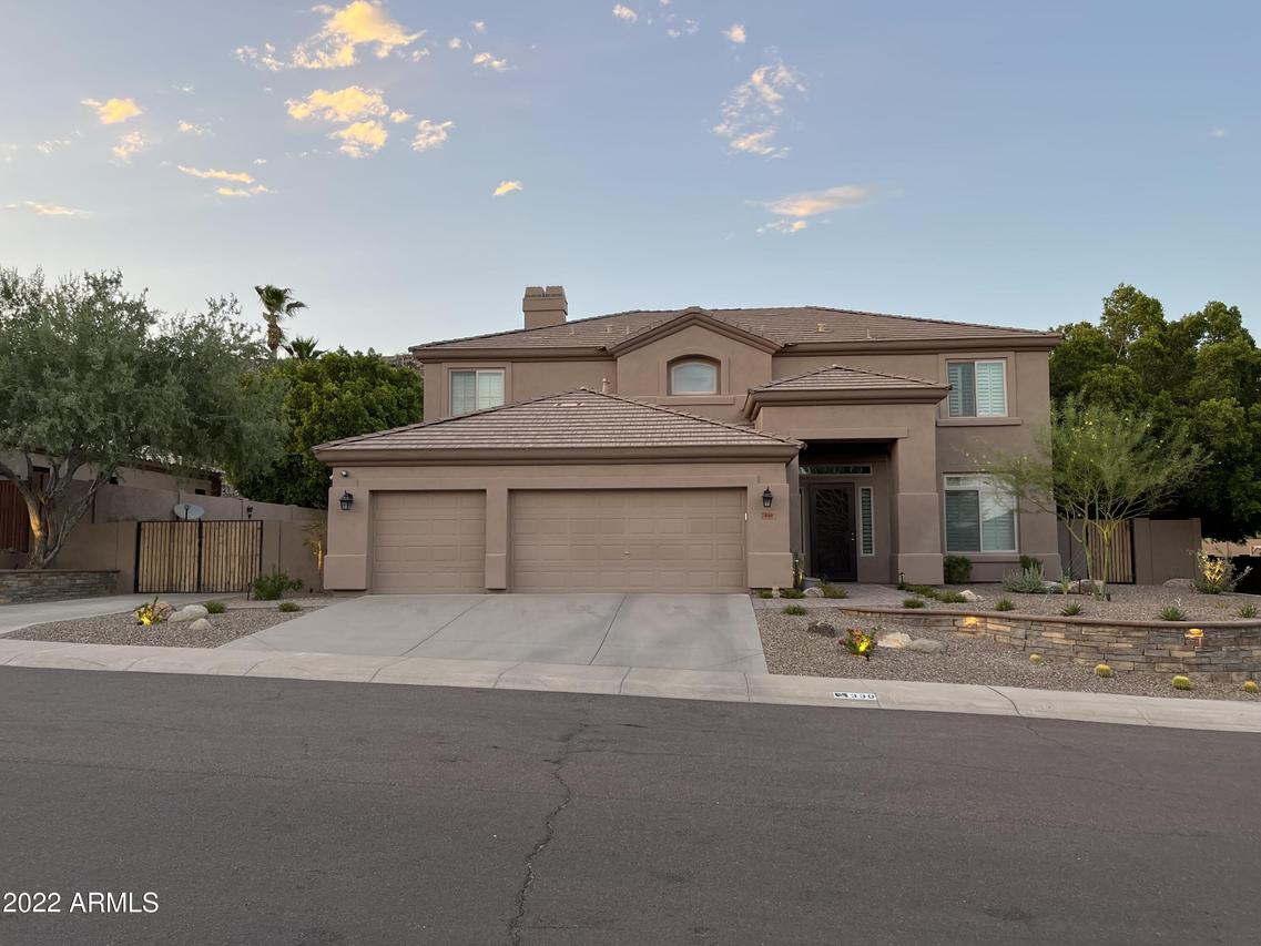 330 W Thunderhill Dr., Phoenix, AZ 85045